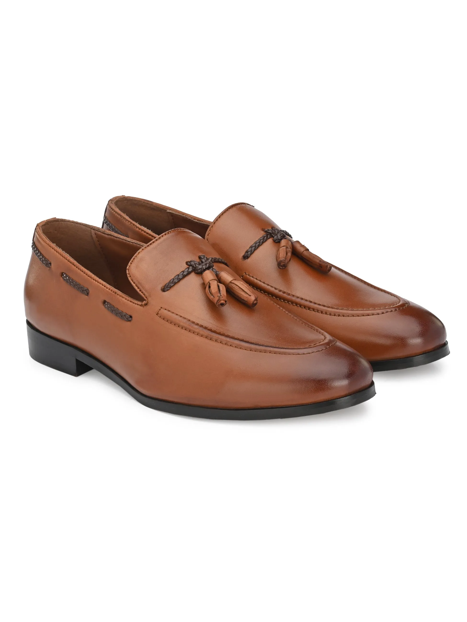 Baizen Tan Tassel Loafers