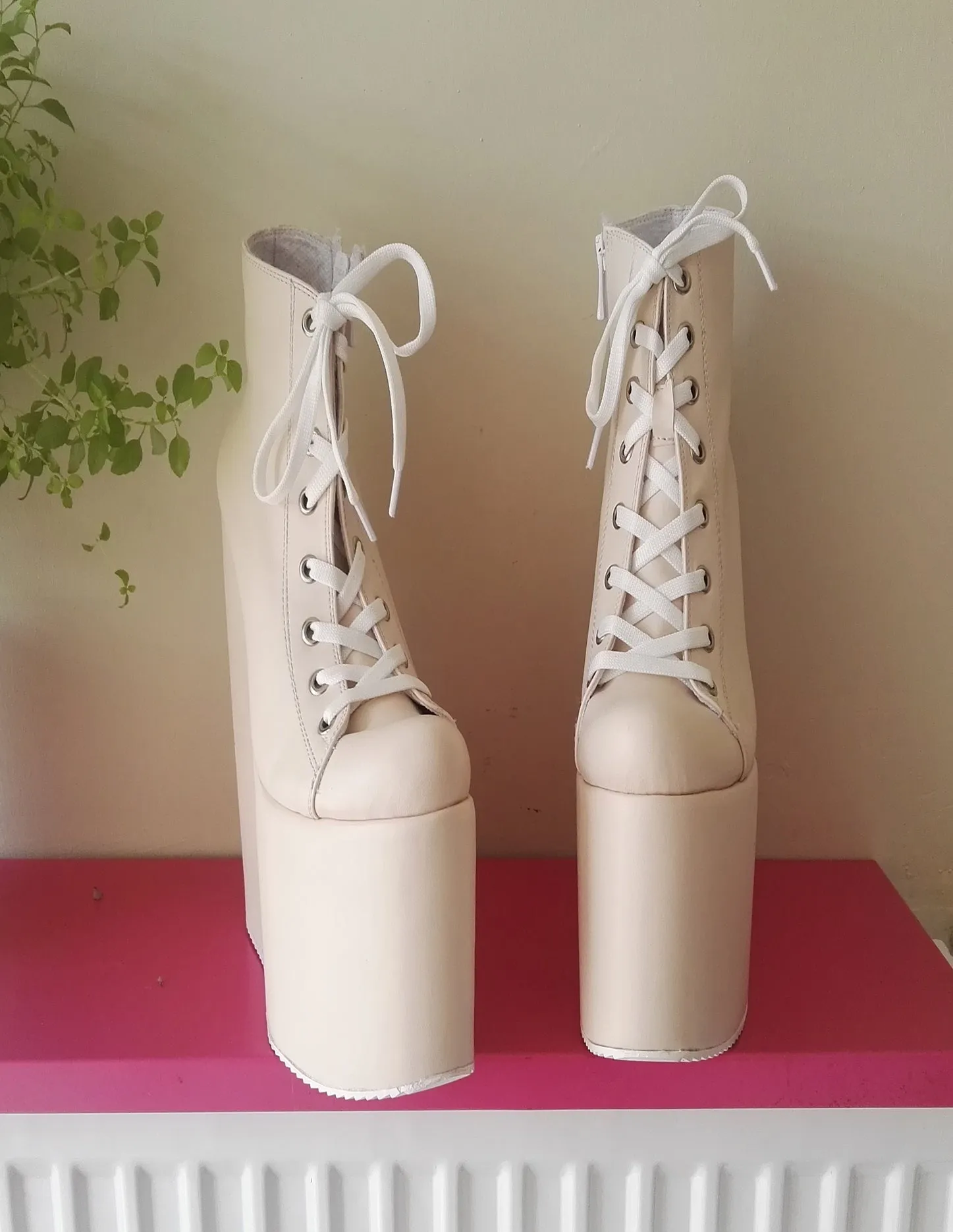 Cream Lace Up Platform Wedges 20 cm