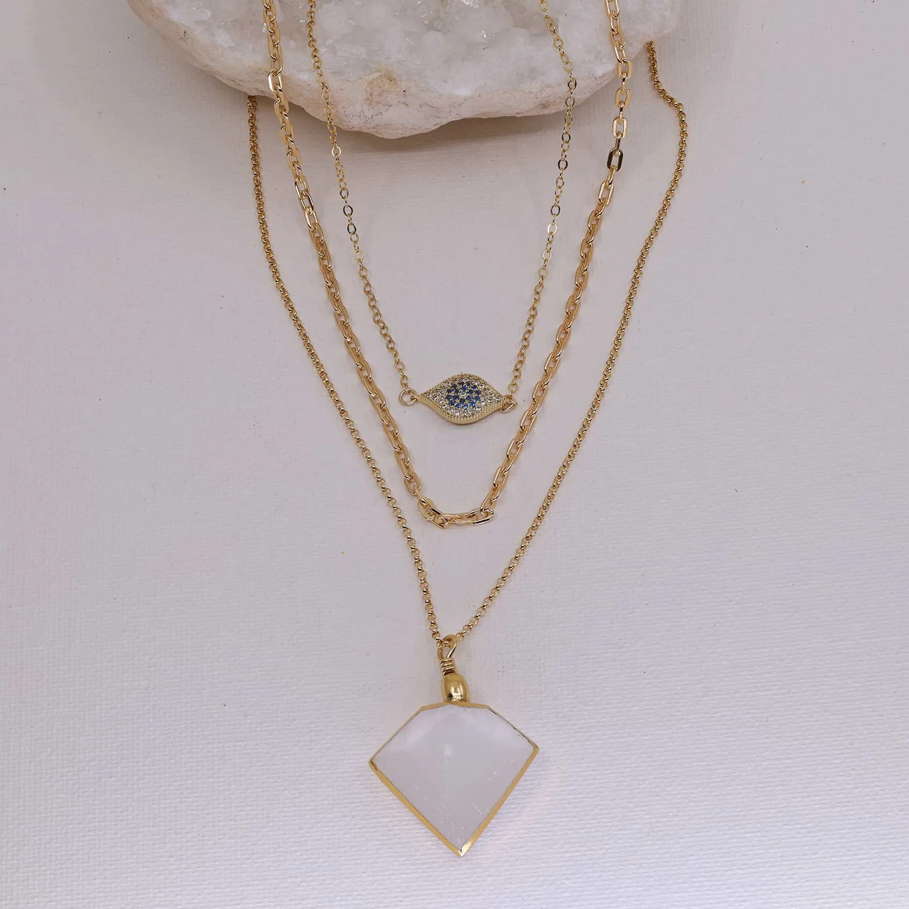 Desert Rose - Selenite Pendant Gold Layered Neckace