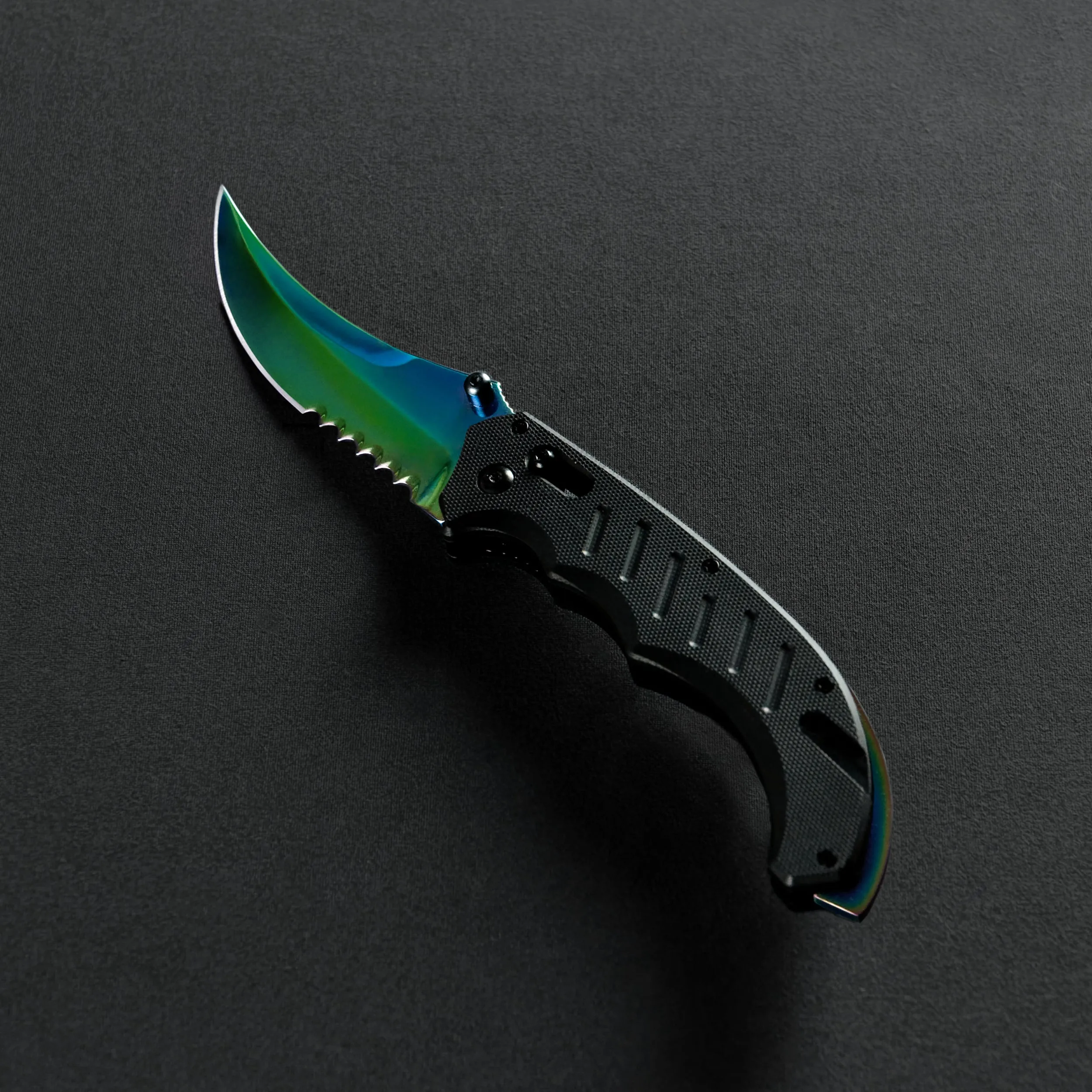 Fade Flip Knife