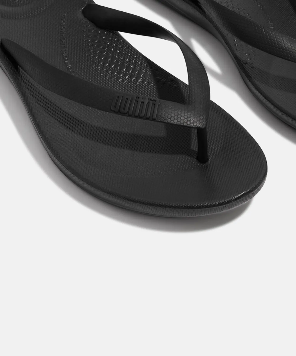 FitFlop iQushion Ergonomic Slides Black